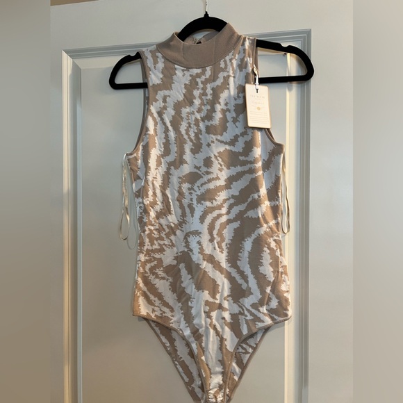 Ted Baker size 2 Poppii High Neck Sleeveless Bodysuit NWT - Picture 5 of 13